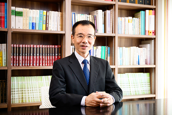 弁護士　大谷欣人